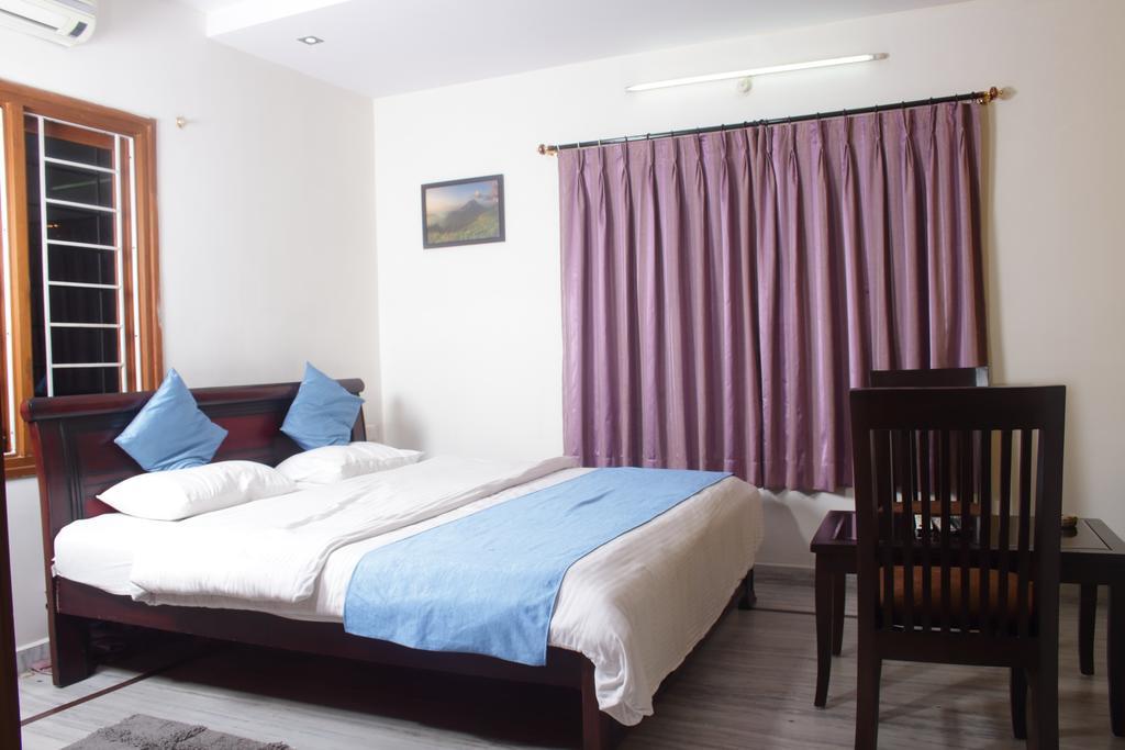 La Riviera Suites Hyderabad Eksteriør billede