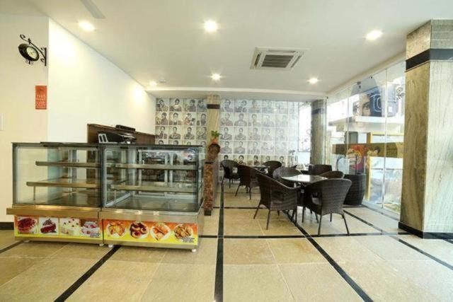La Riviera Suites Hyderabad Eksteriør billede
